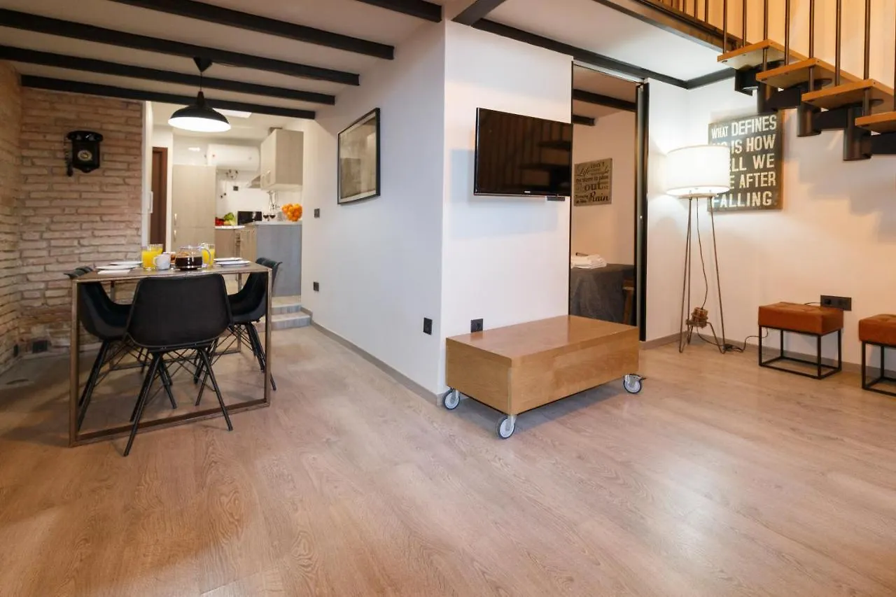 Duplex In Poblenou, Near The Beach And Perfect For Vacations 巴塞罗那 0*,  西班牙